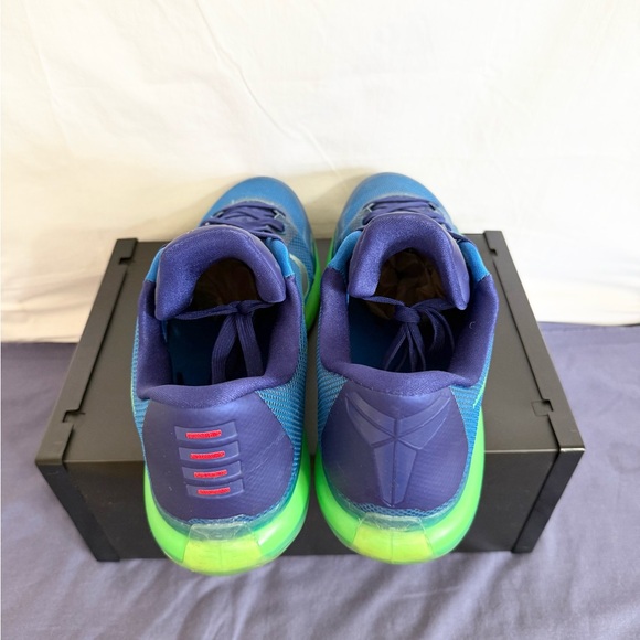 Nike Kobe 10 Emerald City size 13.5 705317-402 2015 *RARE SIZE* PRE-OWNED - Picture 6 of 9